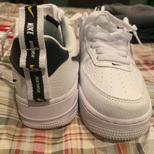 Air Force 1 LV8 Utility GS “Overbranding” !RARE!